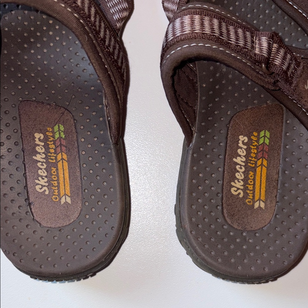 Skechers Women’s Brown  Sandals Size 8 - Picture 2 of 9